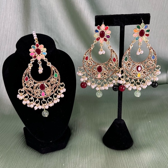 Beautiful Golden With Multi Color Gems And Pearls Earrings and Tikka Set. - Picture 5 of 8